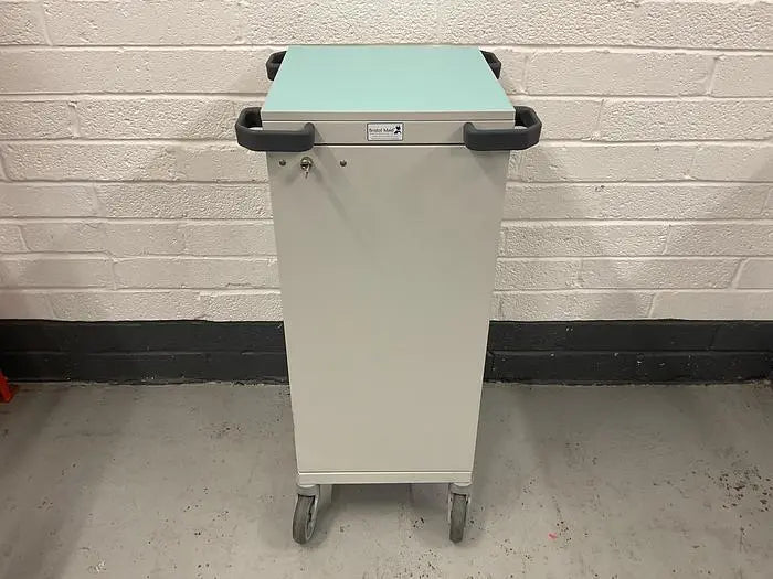 Bristol Maid Lockable Drugs Cabinet with Key Drug Cabinet SelfiMed UK
