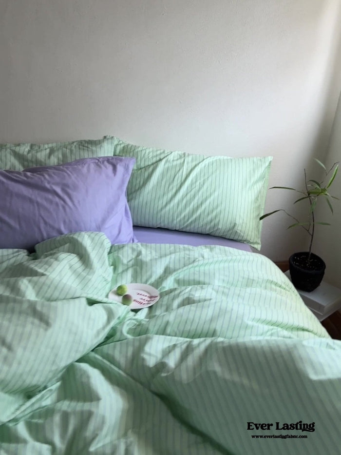 Daisy Mint Fresh Striped Bedding Set / Purple & Striped - Ever Lasting