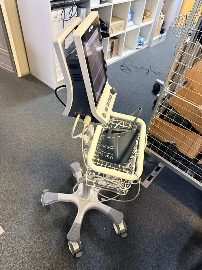 Edan iM3 Patient Monitor with NIBP & SPO2 patient monitor SelfiMed UK