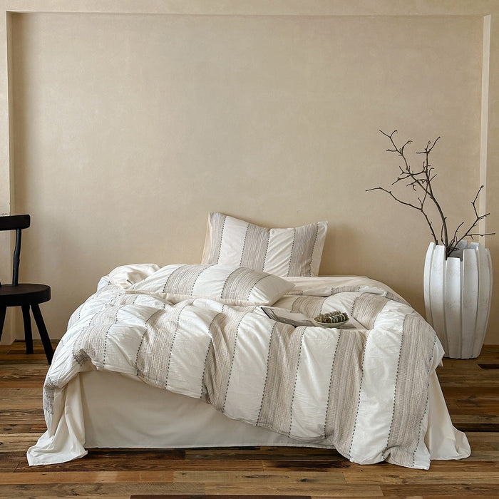 - Ever Lasting - Elianna Striped Pastel Bedding Set / Blue - Bedding Set - Ever Lasting