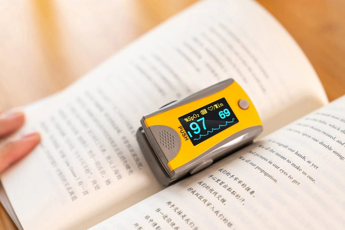 Finger Pulse Oximeter BLT M70- New in Box finger pulse oximeter SelfiMed UK