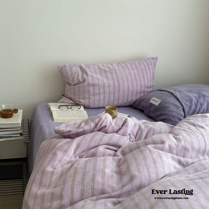 Hazel Minimalist Stripe Velvet Bedding Set / Gray - Ever Lasting