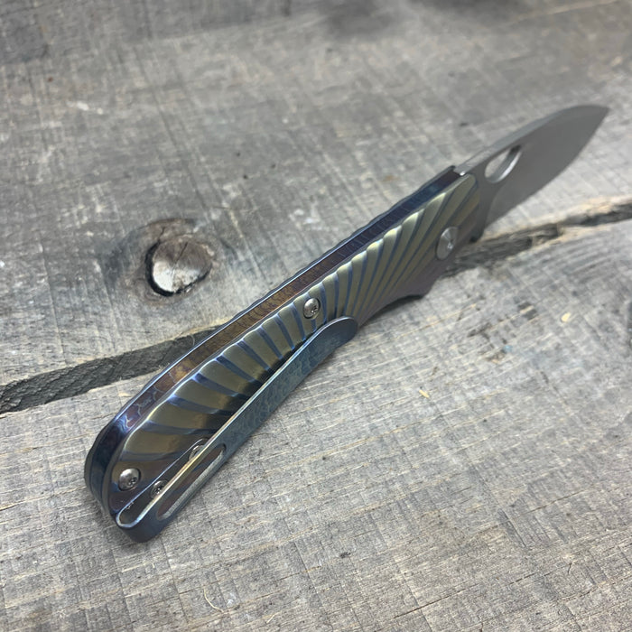 Kizer Zipslip - Lightning Strike Clip and Spring - Ano Fade Handle - St. Nick's Custom Anodization