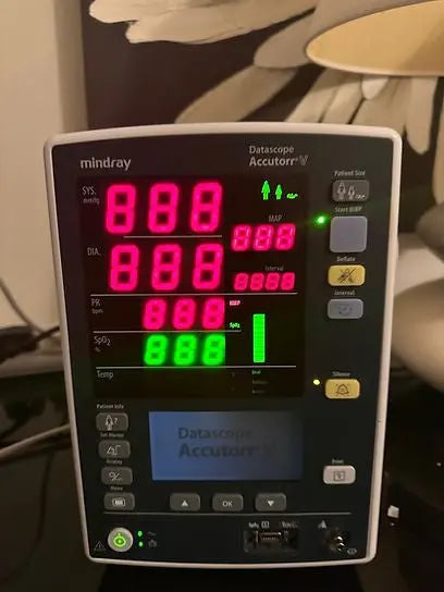 Mindray Datascope Accutorr V Plus Patient Monitor With SPO2, NIBP & Printer Op Patient Monitor SelfiMed UK