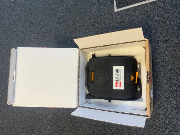 Physio Control Lifepak CR Plus Defibrillator in Case lifepak defibrillator case SelfiMed UK