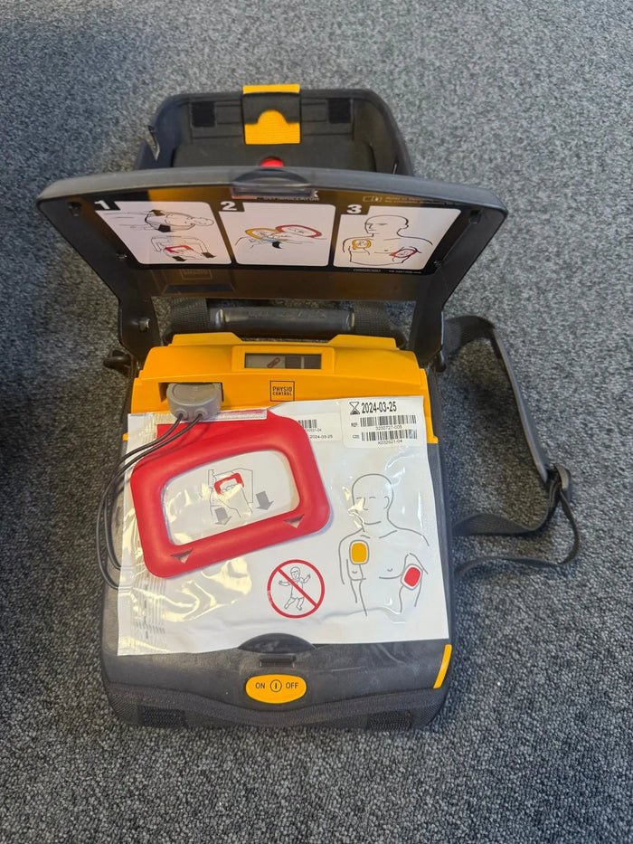 Physio Control Lifepak CR Plus Defibrillator in Case lifepak defibrillator case SelfiMed UK