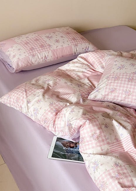 - Ever Lasting - Poppy Patchwork Floral Bedding Set / Pink - Bedding Set - Ever Lasting