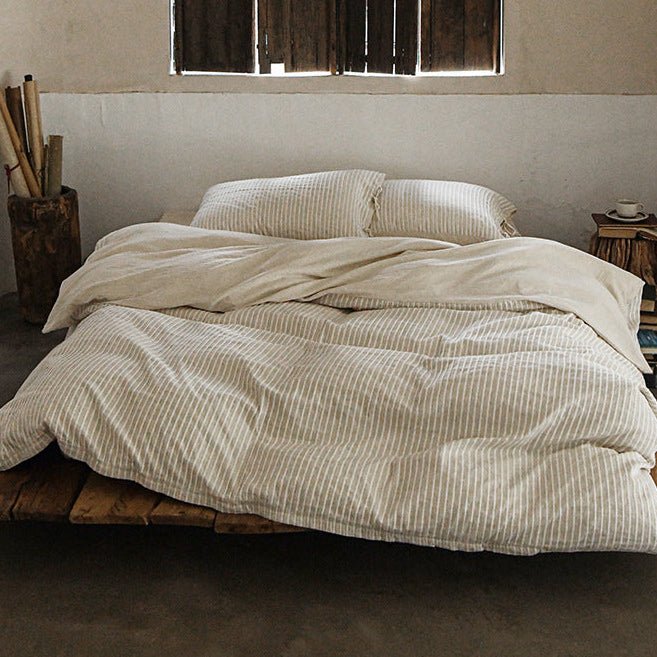 - Ever Lasting - Silas Striped Jacquard Bedding Set / White - Bedding Set - Ever Lasting