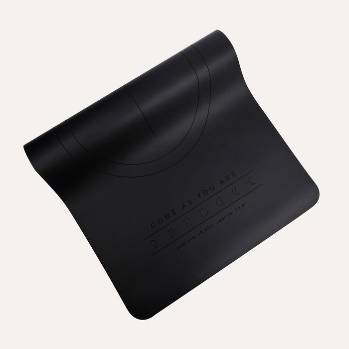 The Original Paws Sticky Grip Yoga Mat. Natural Rubber - Midnight Black