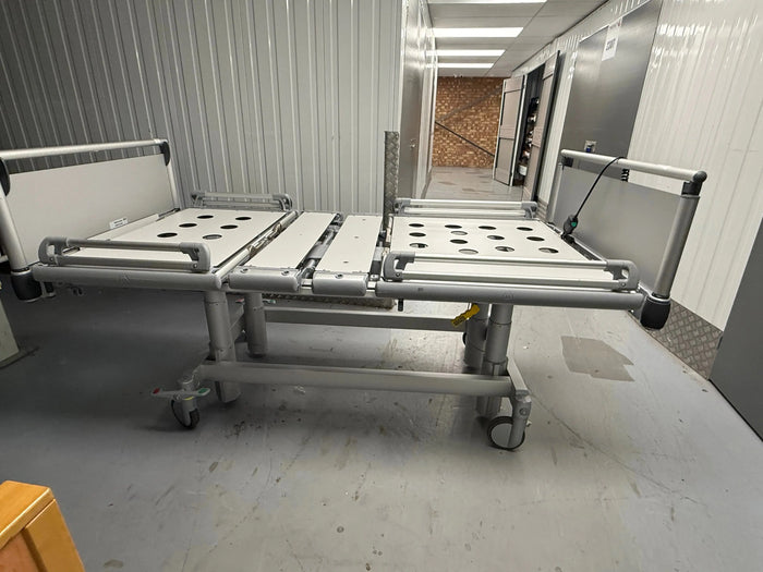 Volker Electric Hospital Bed S 962-2 with Hospital Mattress (Fully Serviced & Tested) Hospital Bed SelfiMed UK