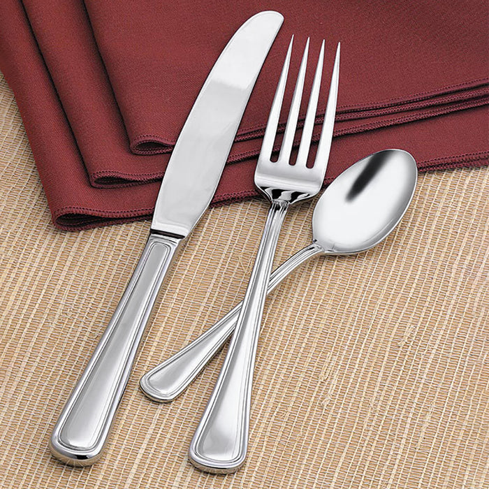 World Tableware Brandware 139 5262 Classic Rim 8 3/8" 18/0 Stainless Steel Medium Weight Dinner Knife - 12/Pack